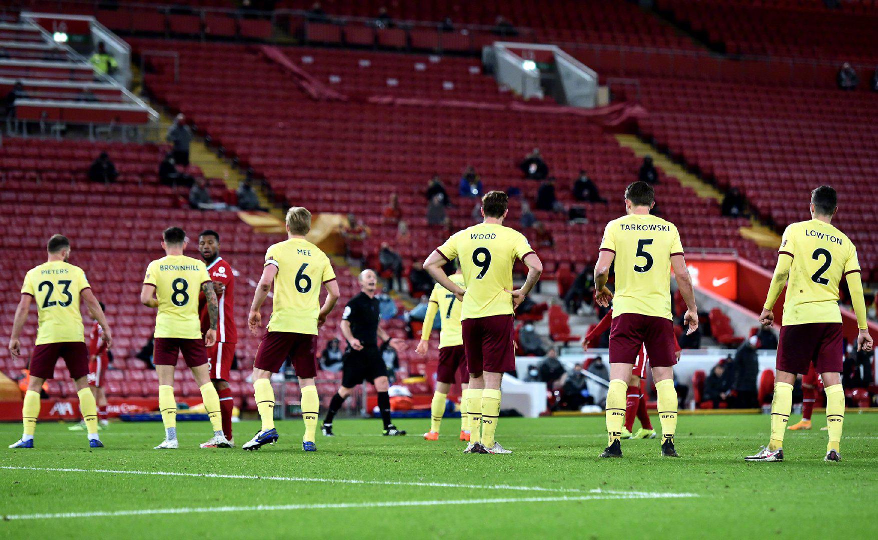 在用实际行 在用实际行