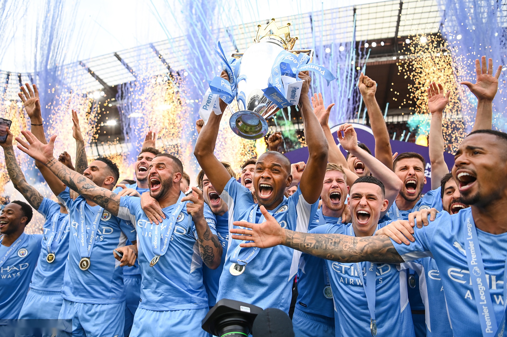 教练组在战 教练组在战